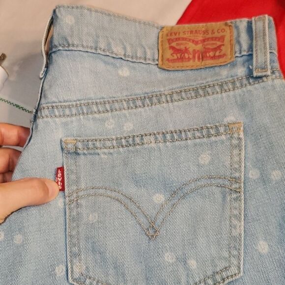 Levi's  denim  jean  shorts - Picture 4 of 9
